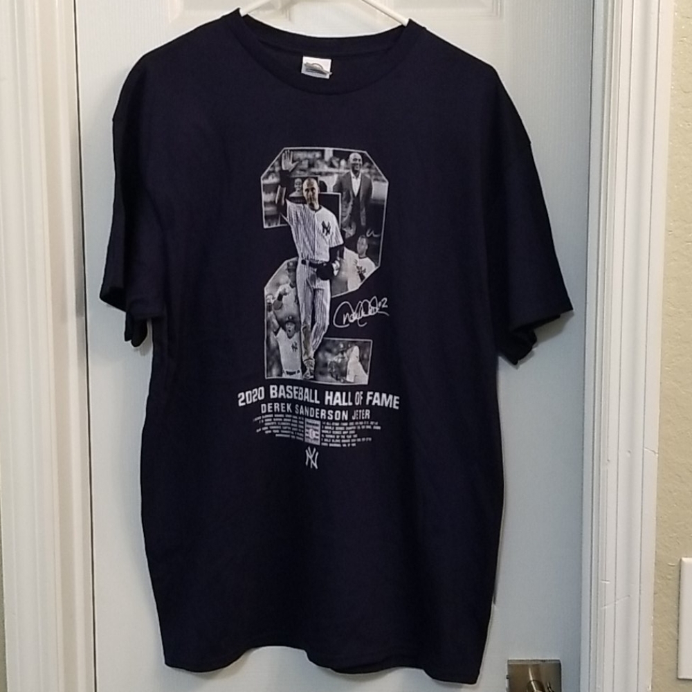 Derek Jeter shirt